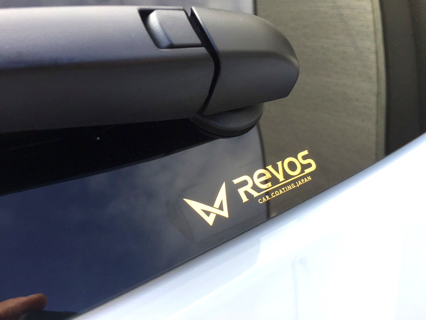 RevoSゴールドエンブレム