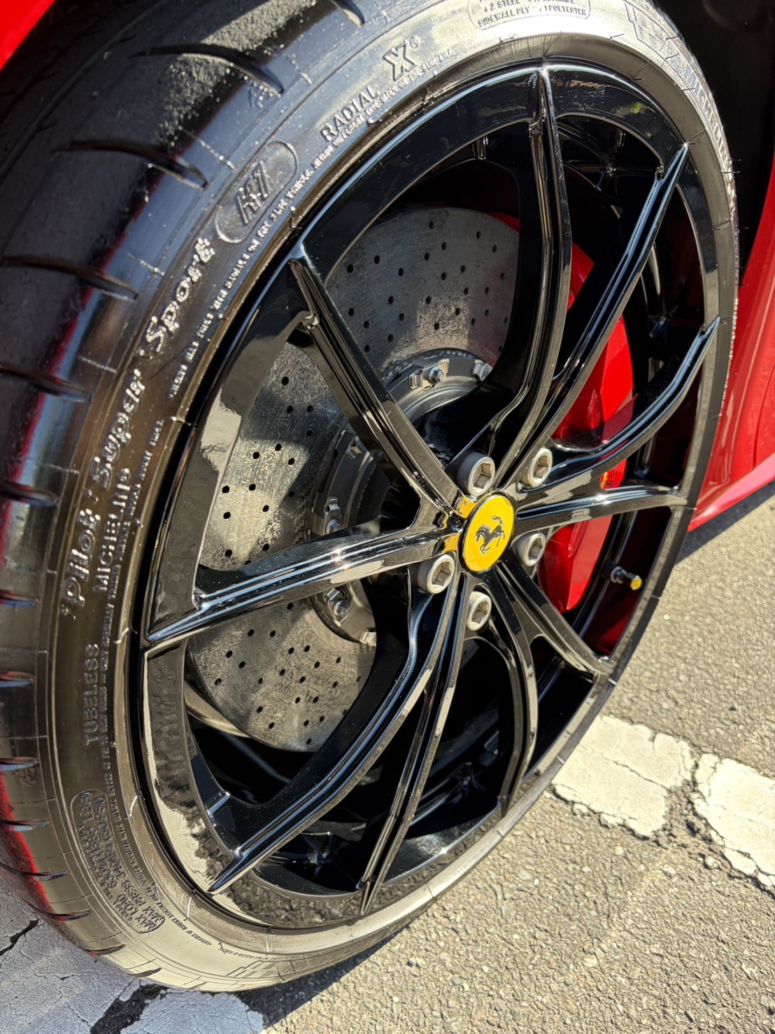 フェラーリ458様の20インチホイール