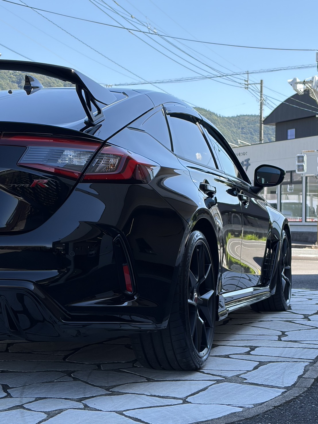 完成したシビック TYPE Rの後ろ姿